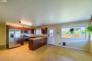 1144 Juniper St, Junction City, OR 97448 - Photo 11