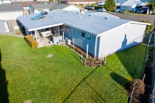 2360 High St, Reedsport, OR 97467 - Photo 3