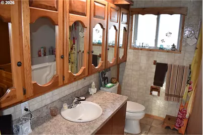 2360 High St, Reedsport, OR 97467 - Photo 23
