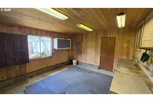 2360 High St, Reedsport, OR 97467 - Photo 43