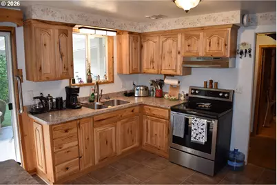 2360 High St, Reedsport, OR 97467 - Photo 27