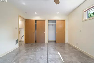 2255 Alder St, Eugene, OR 97405 - Photo 43