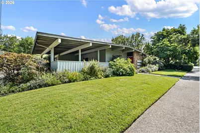 2255 Alder St, Eugene, OR 97405 - Photo 3