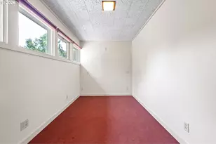 2255 Alder St, Eugene, OR 97405 - Photo 47
