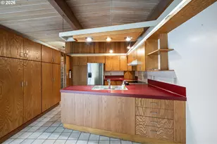 2255 Alder St, Eugene, OR 97405 - Photo 19