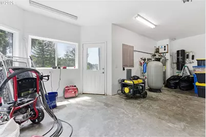 95037 Haynes Way Ln, North Bend, OR 97459 - Photo 35