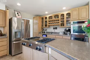 95037 Haynes Way Ln, North Bend, OR 97459 - Photo 13