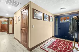 801 S Park St, Carlton, OR 97111 - Photo 13