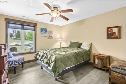 801 S Park St, Carlton, OR 97111 - Photo 33