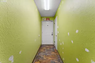 1117 SW Greenwood Ave, Grants Pass, OR 97526 - Photo 27