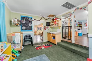 1117 SW Greenwood Ave, Grants Pass, OR 97526 - Photo 21