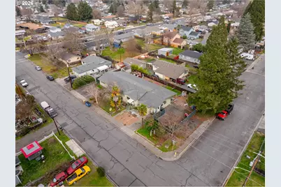 1117 SW Greenwood Ave, Grants Pass, OR 97526 - Photo 43