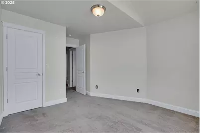 812 N 27th Ave, Cornelius, OR 97113 - Photo 41