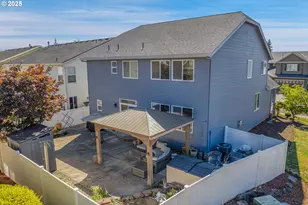 812 N 27th Ave, Cornelius, OR 97113 - Photo 5