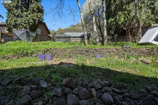 318 E Steuben St, Bingen, WA 98605 - Photo 23