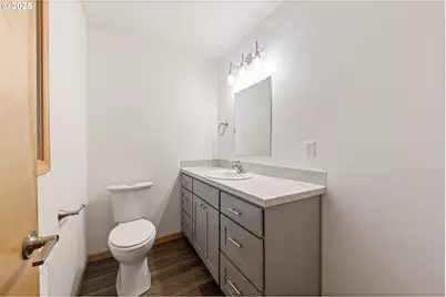 671 St Charles St, Eugene, OR 97402 - Photo 11