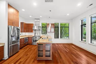 1742 NW Riverscape St, Portland, OR 97209 - Photo 5