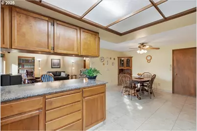 9105 NE 68th St, Vancouver, WA 98662 - Photo 15