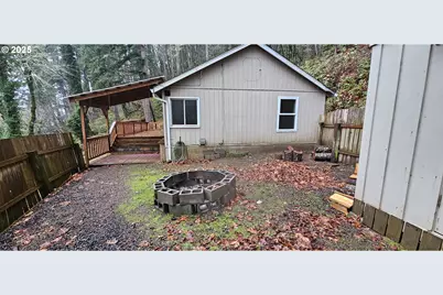 420 W D Ave, Drain, OR 97435 - Photo 5