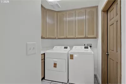 1009 Royal Saint George Dr, Florence, OR 97439 - Photo 35