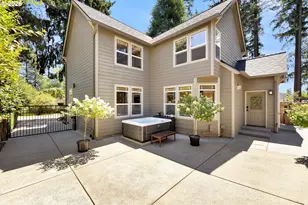 7233 SW 26th Ave, Portland, OR 97219 - Photo 35