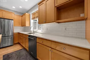 7233 SW 26th Ave, Portland, OR 97219 - Photo 15