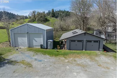 1355 Days Creek Cutoff Rd, Myrtle Creek, OR 97457 - Photo 3