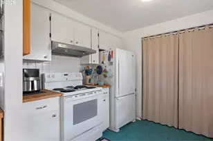 32010 SE Hinman Ave, Estacada, OR 97023 - Photo 11