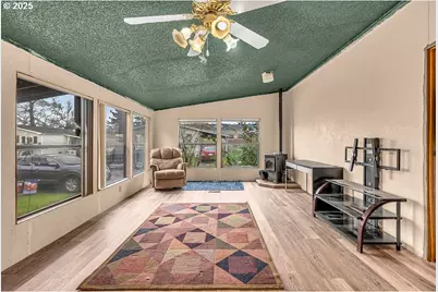 301 E Columbia Dr #66, Newberg, OR 97132 - Photo 9