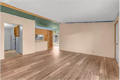 301 E Columbia Dr #66, Newberg, OR 97132 - Photo 13