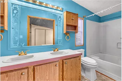 301 E Columbia Dr #66, Newberg, OR 97132 - Photo 29