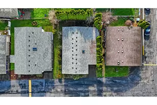 301 E Columbia Dr, Newberg, OR 97132 - Photo 7