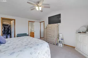 361 SW Howard Dr, McMinnville, OR 97128 - Photo 29