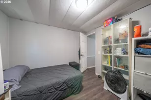 3237 Elm St, Hubbard, OR 97032 - Photo 11