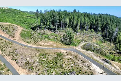 000 Fawn Ln #1401, Coos Bay, OR 97420 - Photo 27