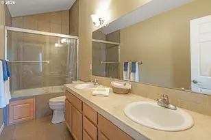 14212 SE Oregon Trail Dr, Clackamas, OR 97015 - Photo 25