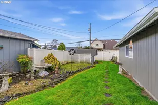 2714 Louisiana St, Longview, WA 98632 - Photo 23