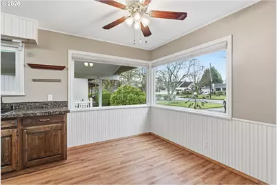 2714 Louisiana St, Longview, WA 98632 - Photo 9