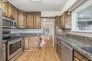 2714 Louisiana St, Longview, WA 98632 - Photo 7