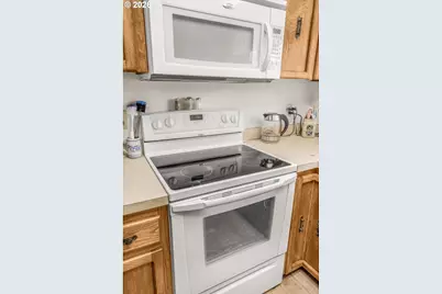 3123 SE 2nd St, Gresham, OR 97080 - Photo 11