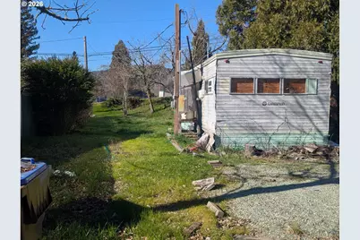 301 B Ave, Canyonville, OR 97417 - Photo 7