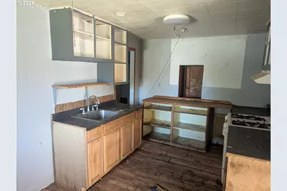 301 B Ave, Canyonville, OR 97417 - Photo 11