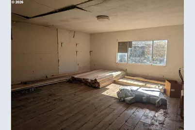 301 B Ave, Canyonville, OR 97417 - Photo 9