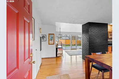 3914 SE 105th Ave, Portland, OR 97266 - Photo 3