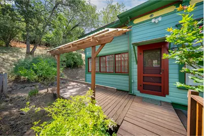 609 SE Chadwick St, Roseburg, OR 97470 - Photo 23