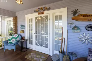 1409 Taylor Ave, Hood River, OR 97031 - Photo 5