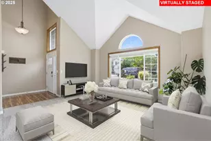 19865 Castleberry Loop, Oregon City, OR 97045 - Photo 9