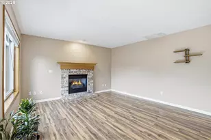 19865 Castleberry Loop, Oregon City, OR 97045 - Photo 17