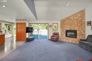 11401 SW 107th Pl, Portland, OR 97223 - Photo 9