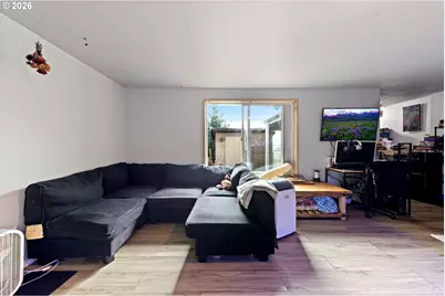 1050 W Lincoln St, Carlton, OR 97111 - Photo 37